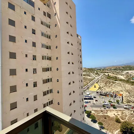 Cala Maritima דירה *